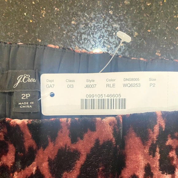 J. Crew Pant Rose Leopard Velvet size 2P NWT - Picture 4 of 7